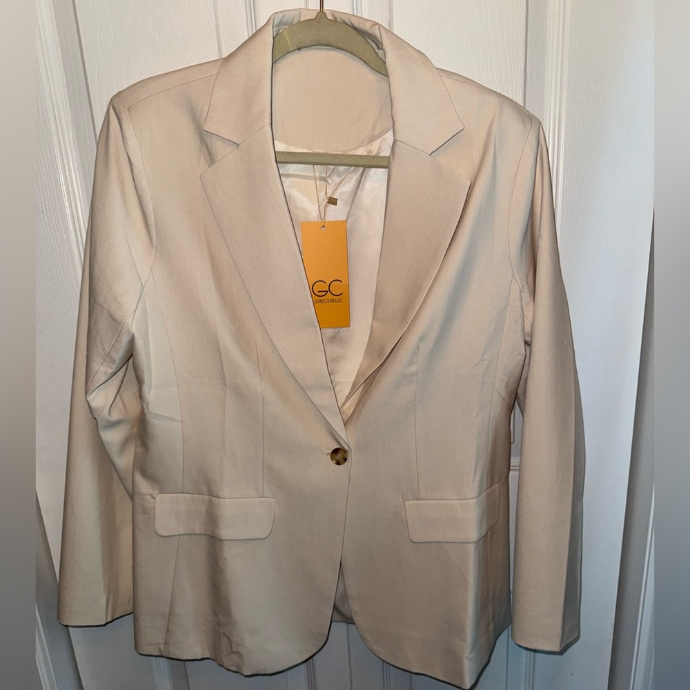 Elegant Cream Blazer